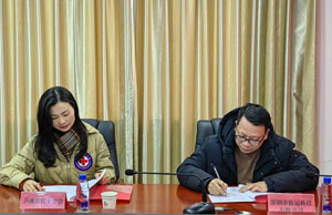 愿你新年康健，，，，，新宝GG基金捐赠因病致穷家庭